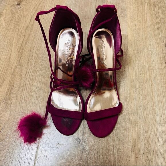 EUC ANGL Breckelles Burgundy Fluffy Pom Pom Heels 7 - Picture 1 of 4